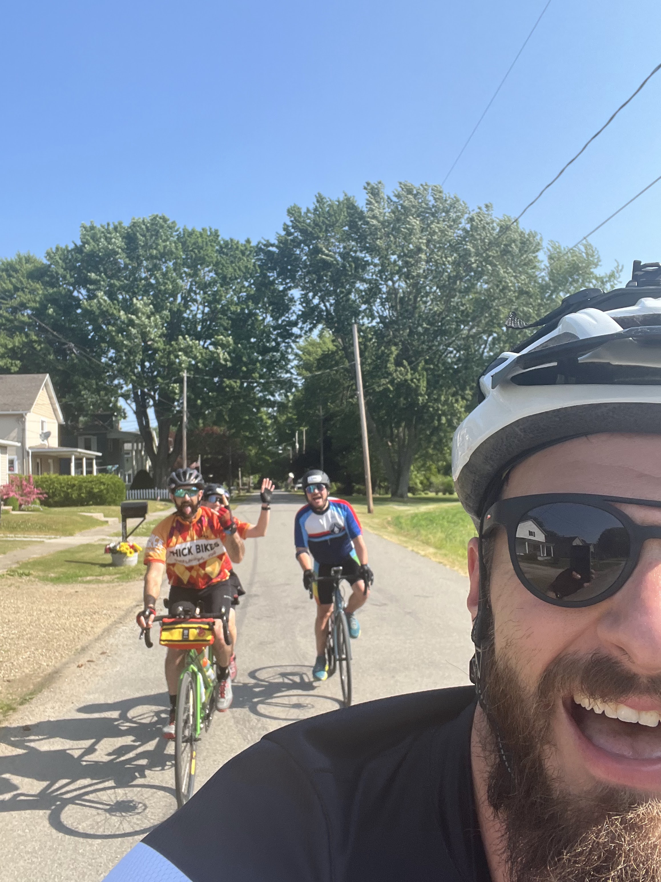 Matt and some new tandem-sporting friends chugging along to Lake Erie in the
MS150
